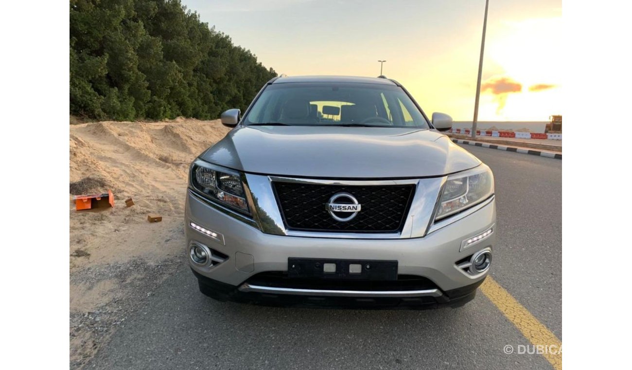 Nissan Pathfinder Nissan pathfinder 2015 g cc no 1 accident free