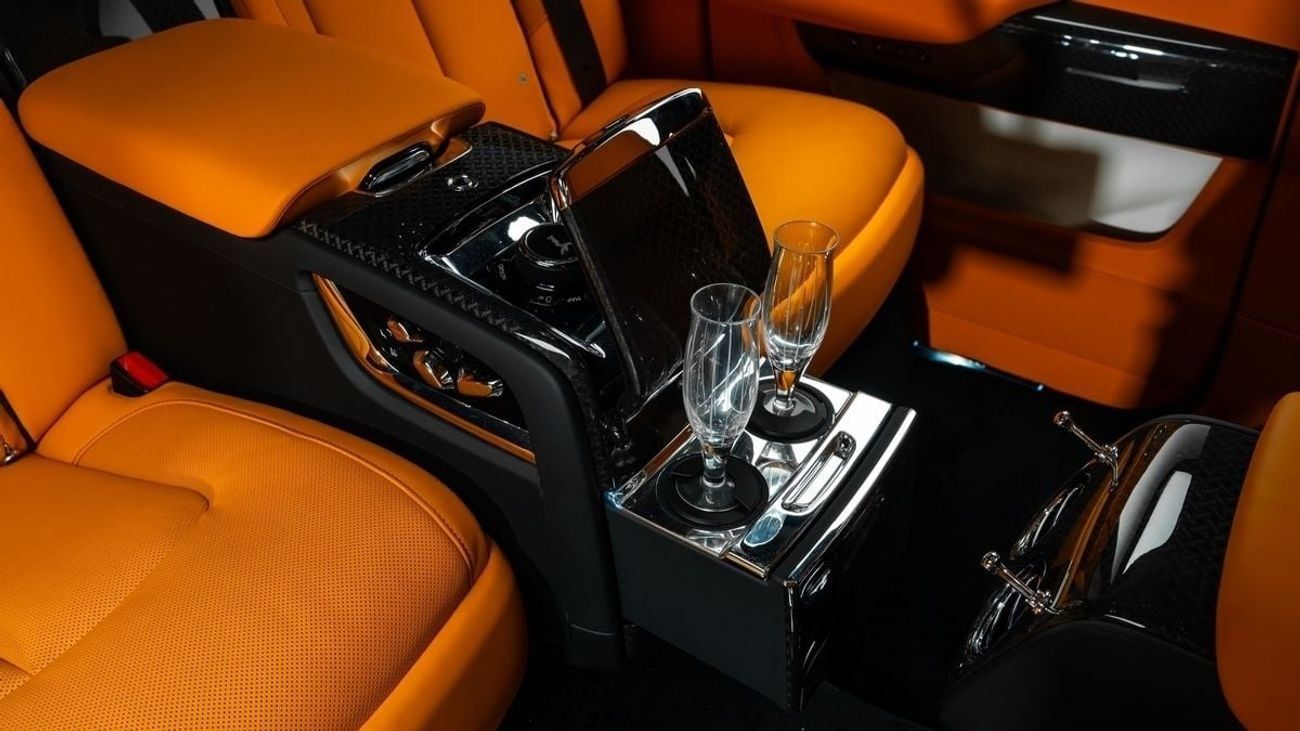 Rolls-Royce Cullinan Rolls-Royce Cullinan Black Badge - 2024 - GCC Specs - Under Warranty and Service Contract