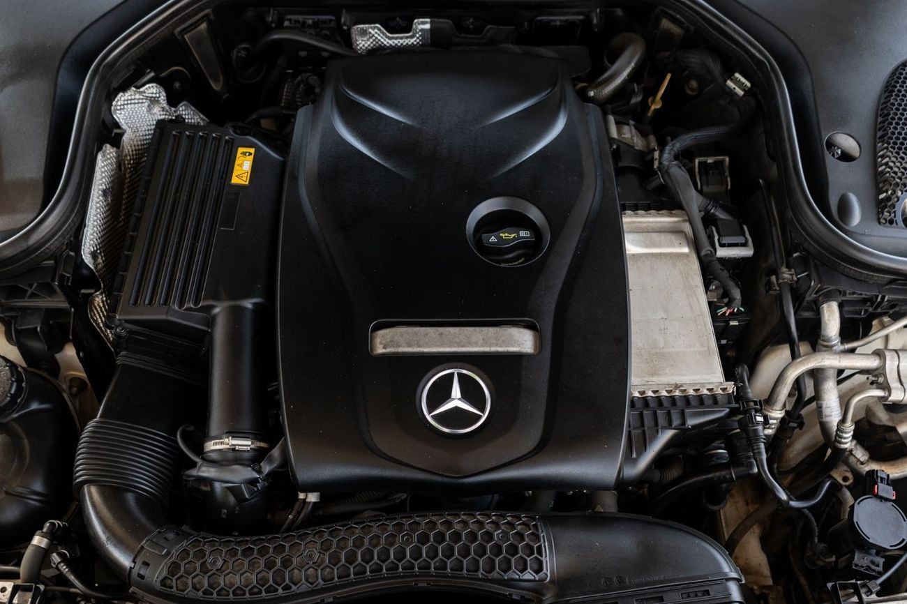 Mercedes-Benz E 200 Coupe AMG