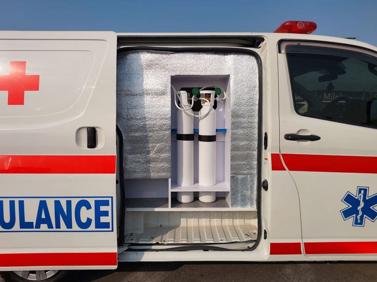 تويوتا هاياس TOYOTA HIACE COMMUTER AMBULANCE VAN RHD 2020 MODEL 2.8 L DIESEL AUTOMATIC(PM19152)