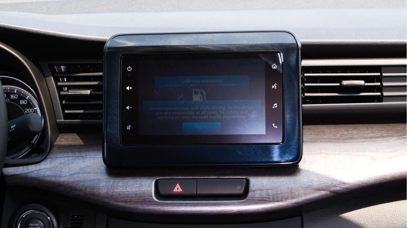 Suzuki Ertiga GLX 2026 | 7-Seater Comfort | Petrol AT | 6 Airbags | GCC Specs