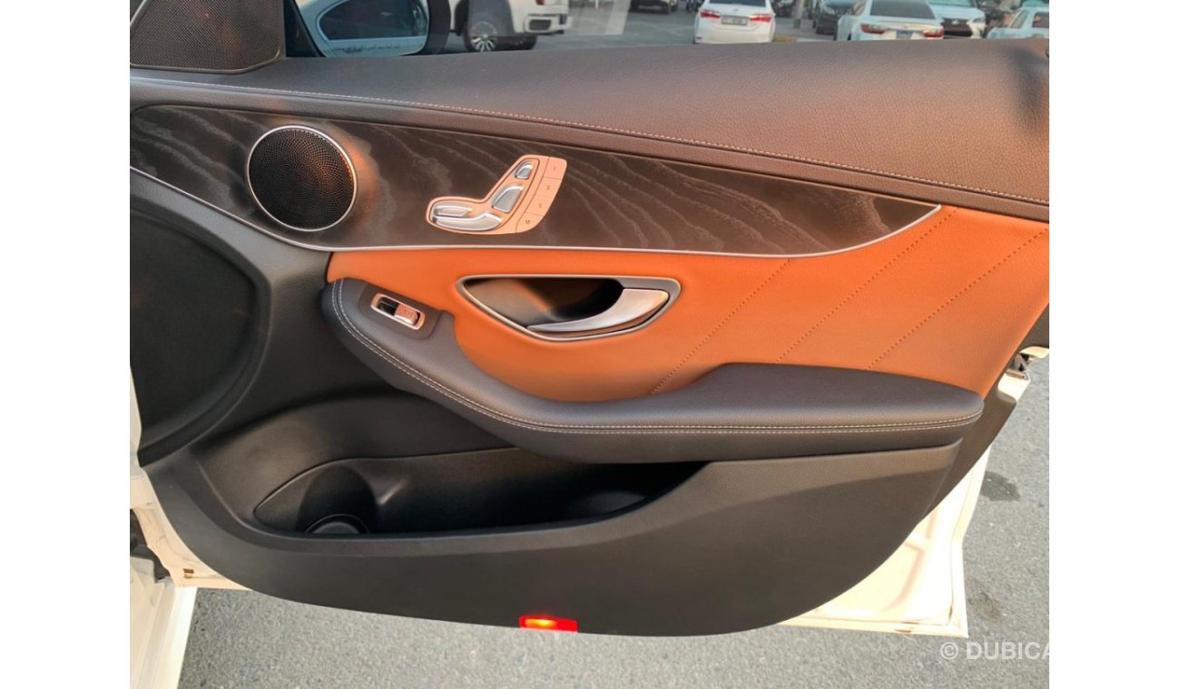 Mercedes-Benz C 200 Mercedes C 200_Gcc_2021_Excellent_Condition _Full option