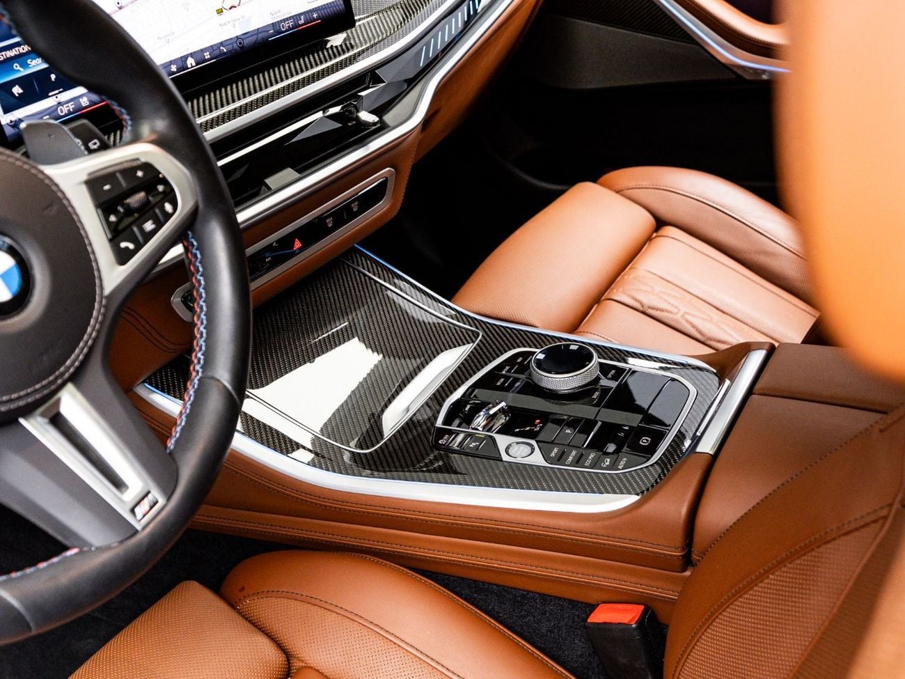 بي أم دبليو X5 2024 BMW X5 M60i xDrive, 4.4 TC V8, 4WD, 530bhp, 8 Speed Auto