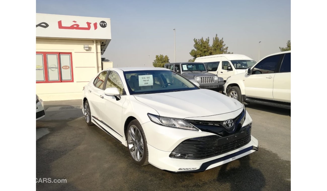 Toyota Camry CAMRY 2.5 L GLE. TRD EDITION