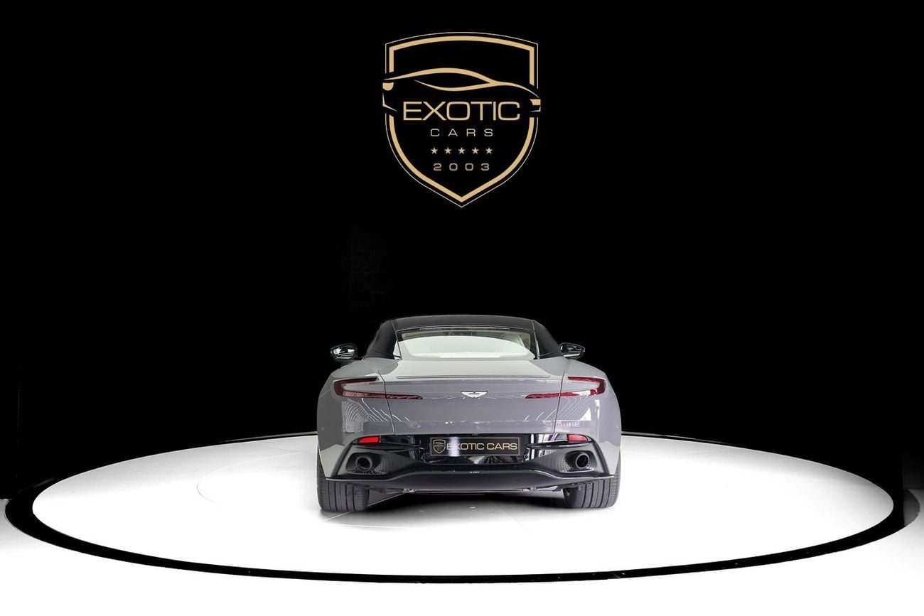 أستون مارتن DB11 Std 5.2L