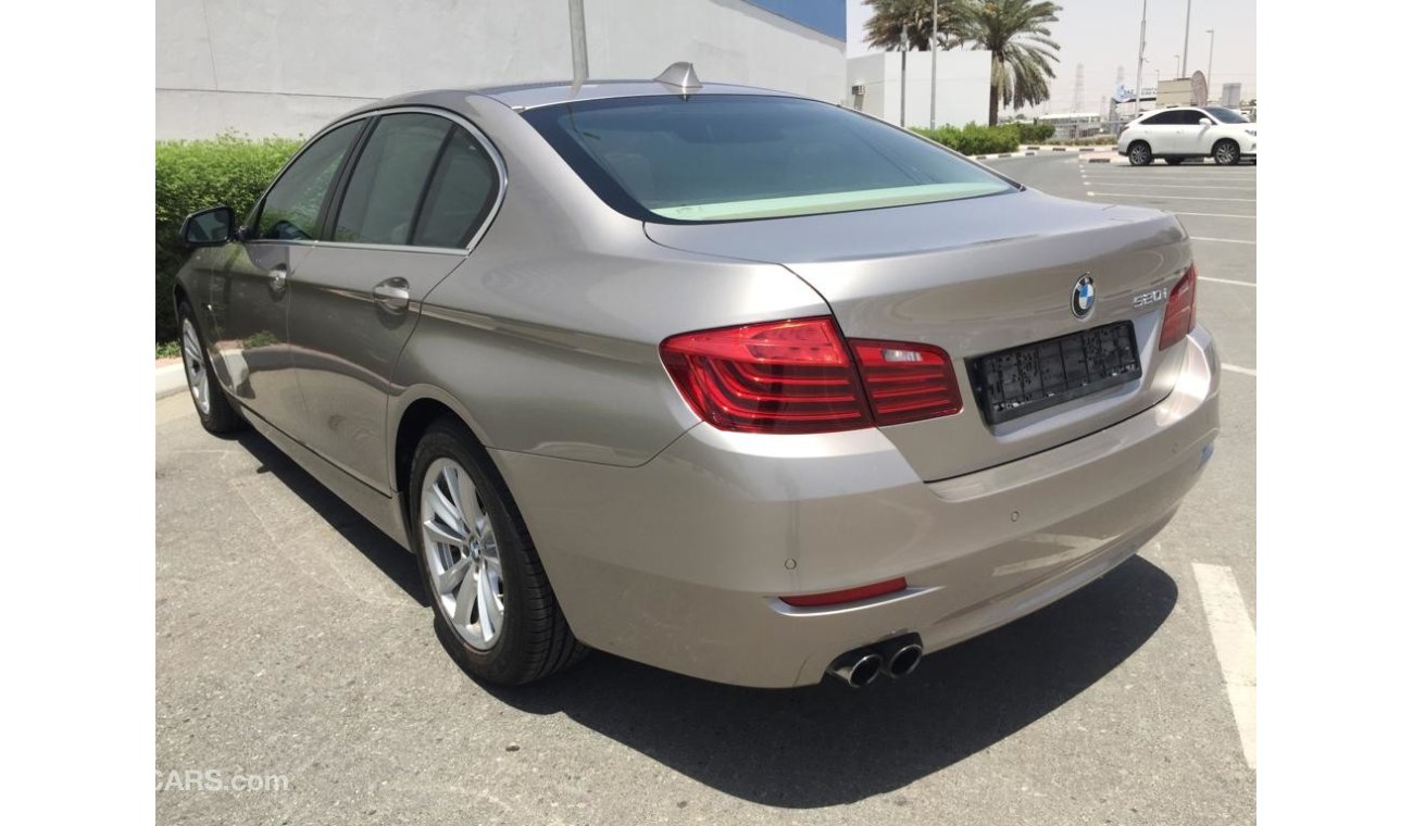 بي أم دبليو 520 i Under Warranty GCC 2015