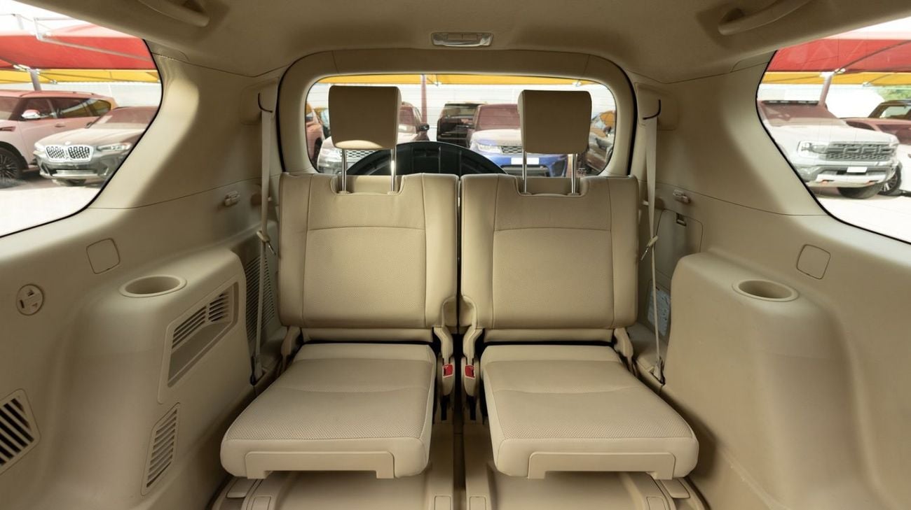 Toyota Prado VXR 4.0L 4WD Toyota Land Cruiser Prado 2017 GCC specs for 1,704.00 AED monthly