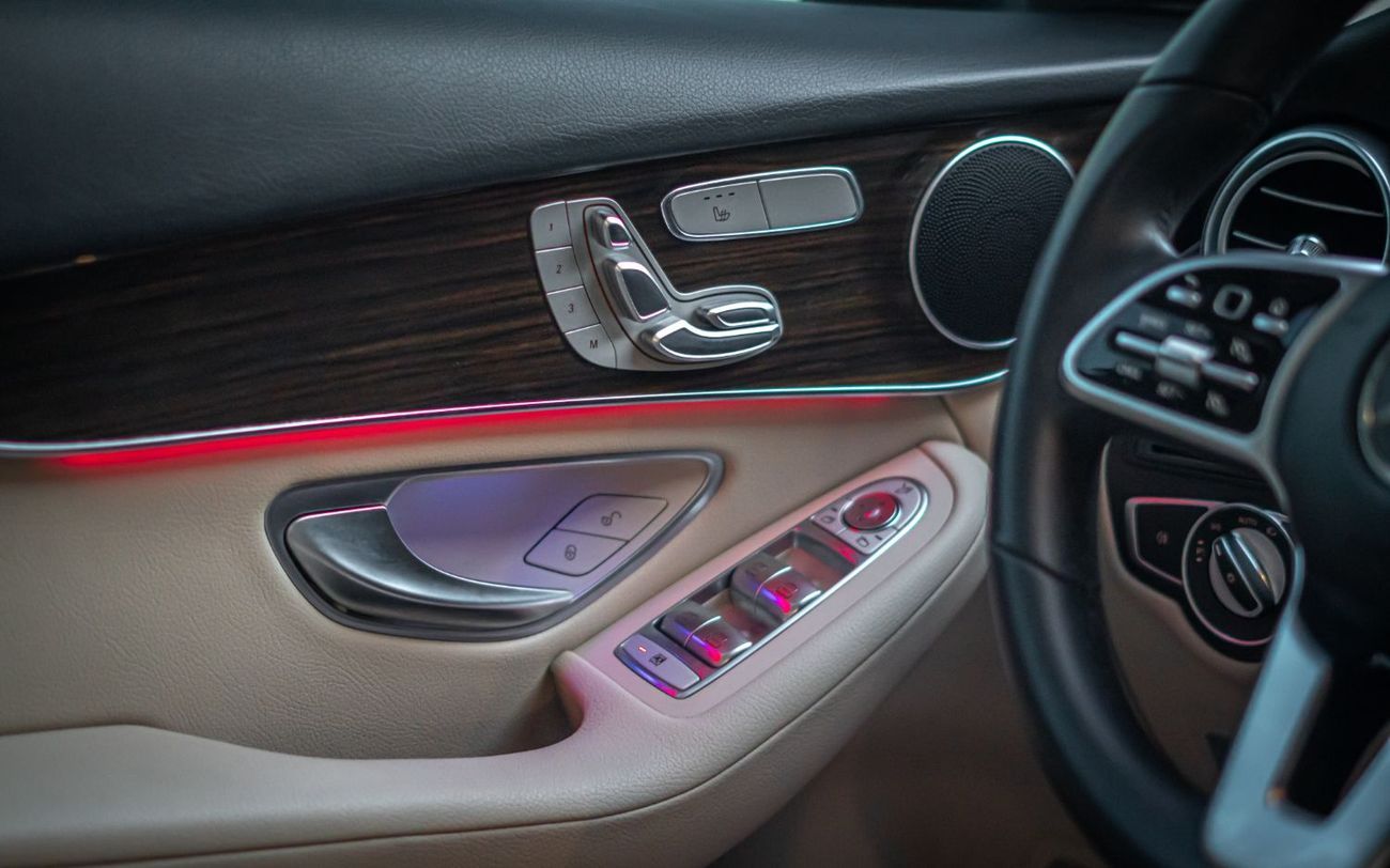 Mercedes-Benz GLC 300 4MATIC 2.0L