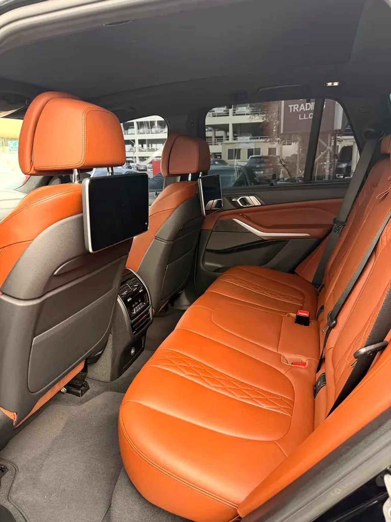 BMW X5 M50i EXCLUSIVE M50i GCC - No Accident - FSH - Under warranty