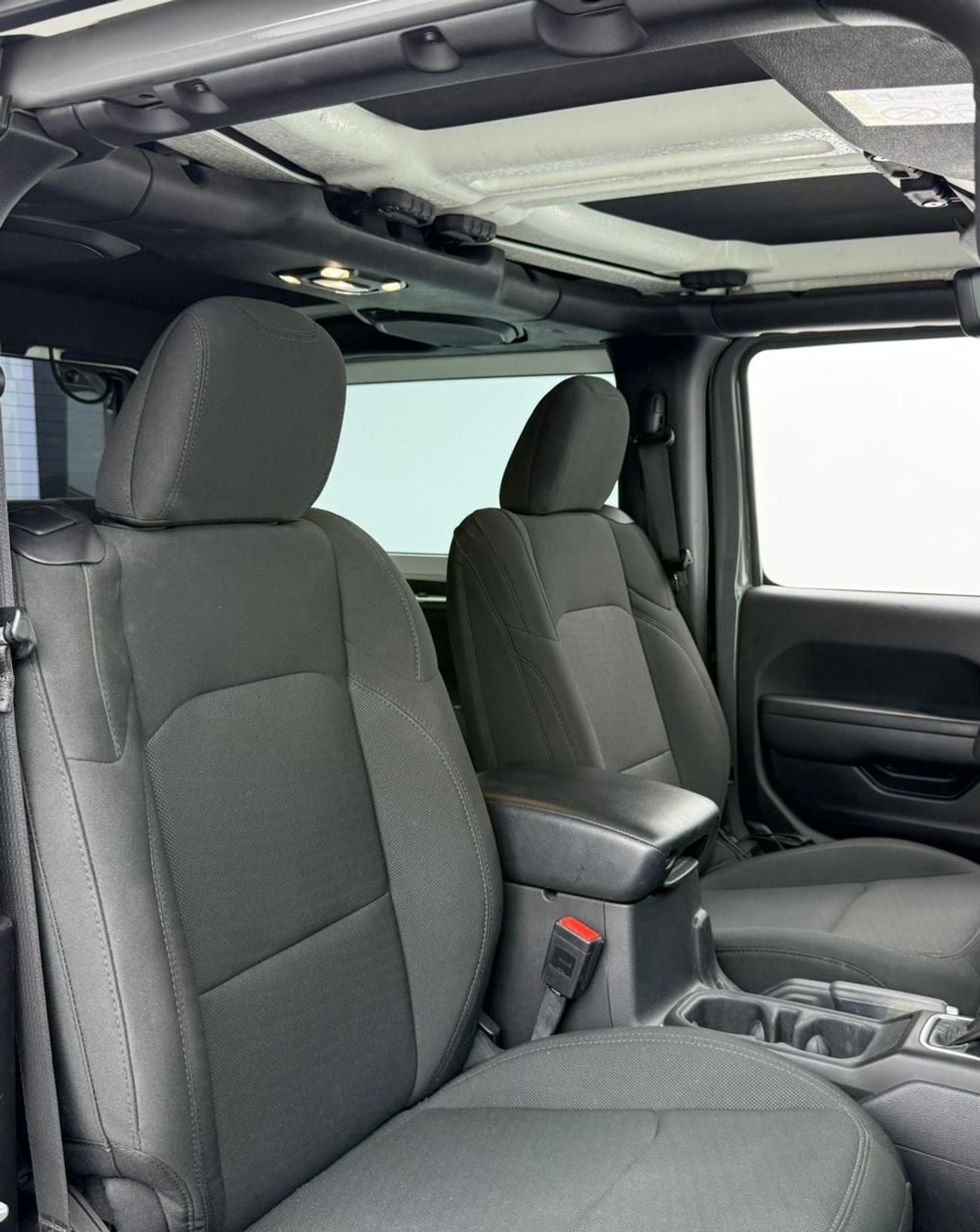 Jeep Wrangler EXECUTIVE Sport 3.6L A/T (5 Seater) 2023 Jeep Wrangler Sport, Agency Warranty, Full Agency Service h