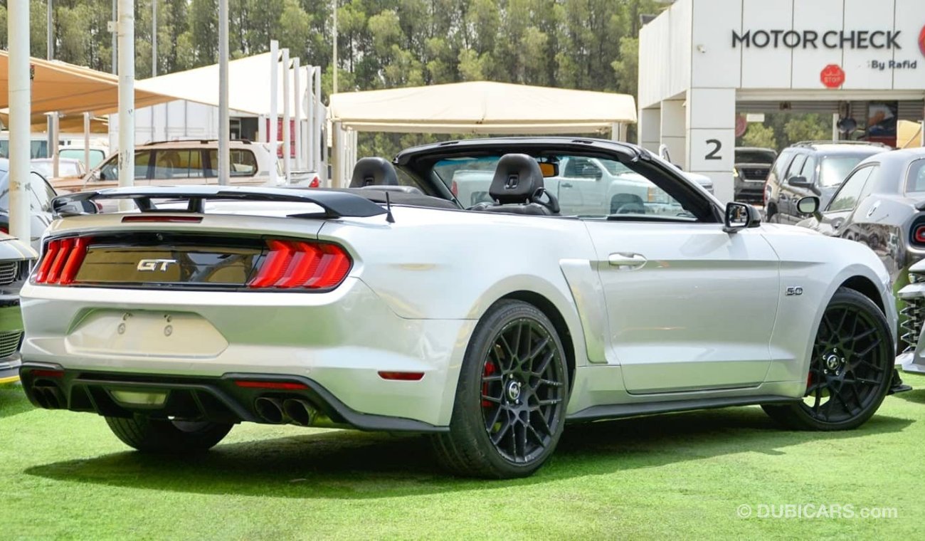 فورد موستانج Mustang GT V8 2019/Convertible/Premium FullOption/Shelby Kit/Low Miles/Very Good Condition