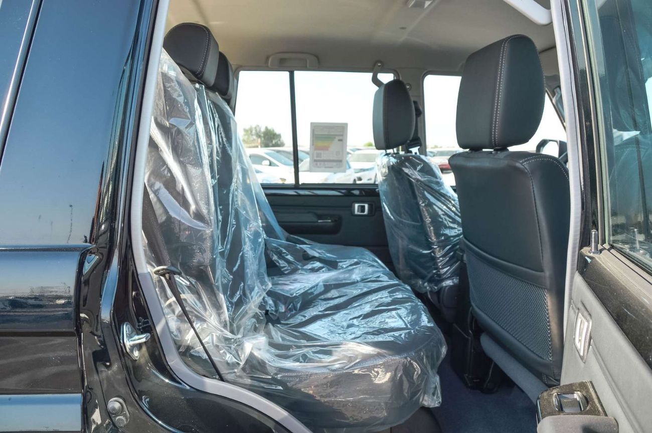 Toyota Land Cruiser 70 TOYOTA LAND CRUISER 76 2.8L 4WD SUV 2025 - BLACK