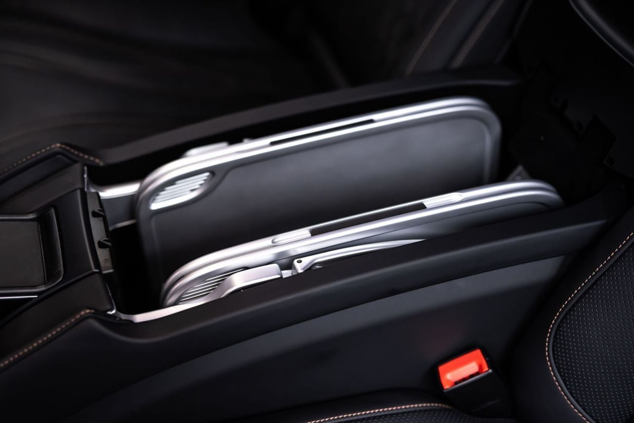 Mercedes Benz S65 AMG Mercedes-AMG S 65 Sedan (Long Wheelbase) V12 BiTurbo AMG Final Edition