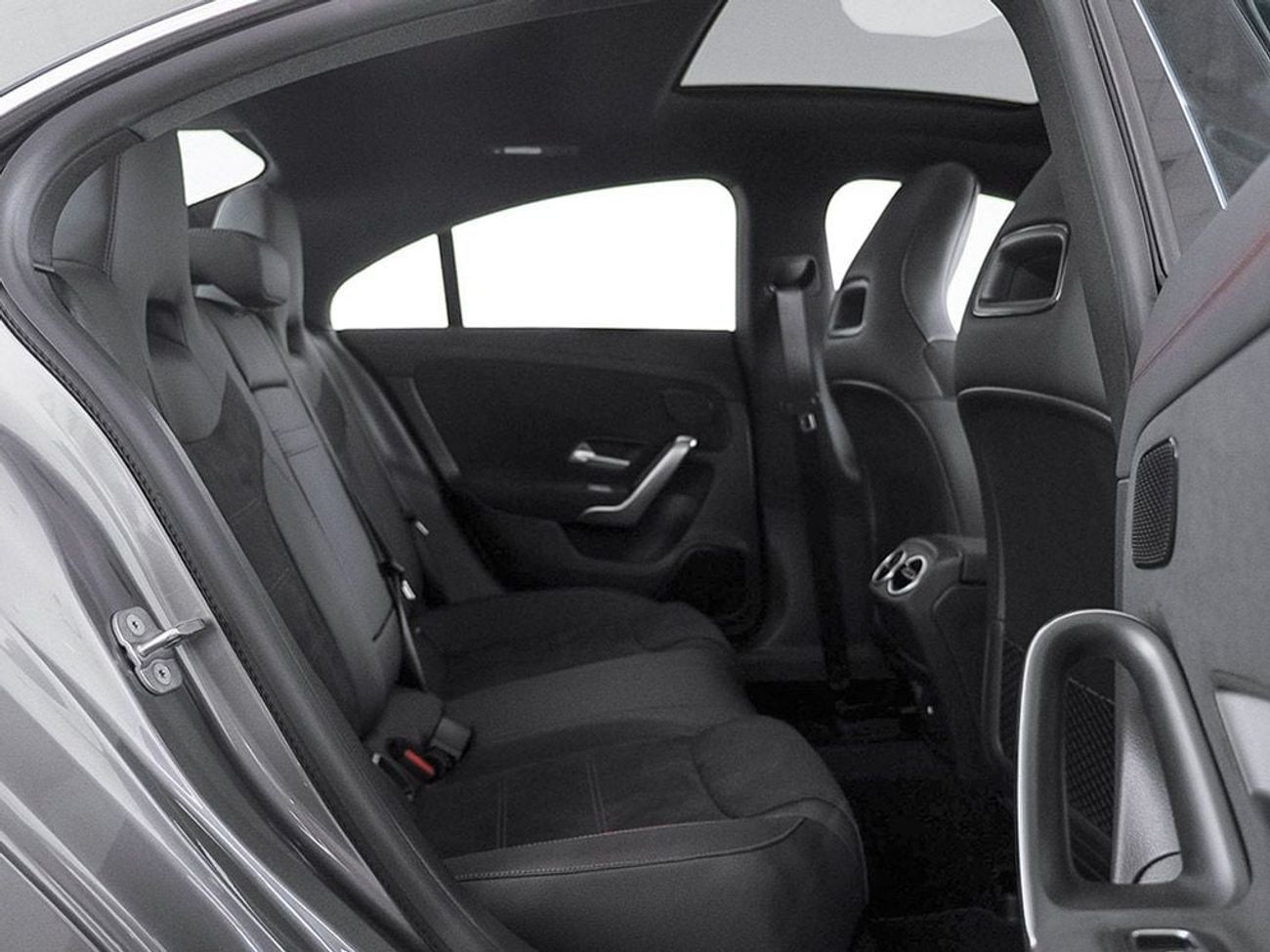 مرسيدس بنز CLA 200 CLA200 / Mercedes Warranty / Delivery Mileage