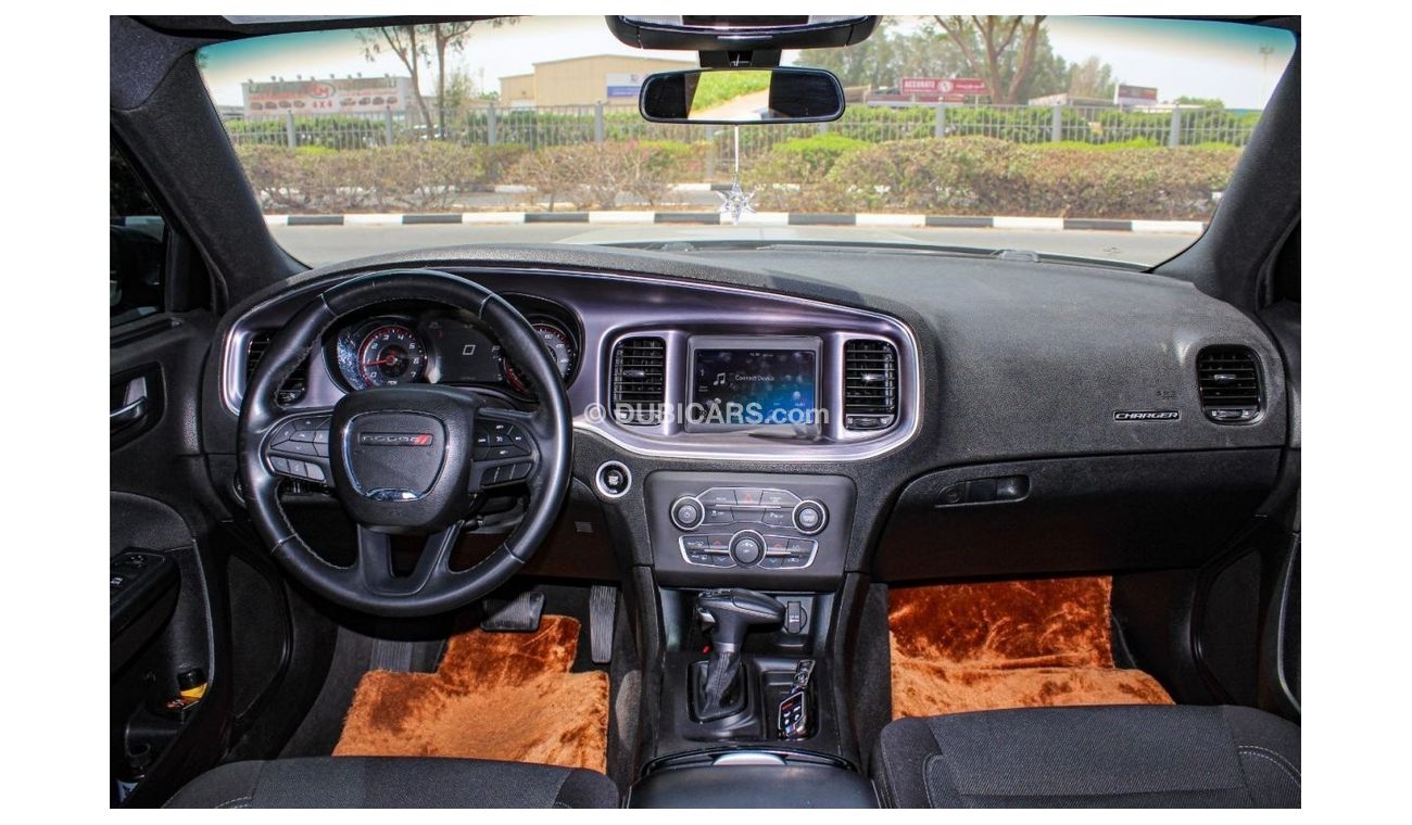 دودج تشارجر SXT بلس