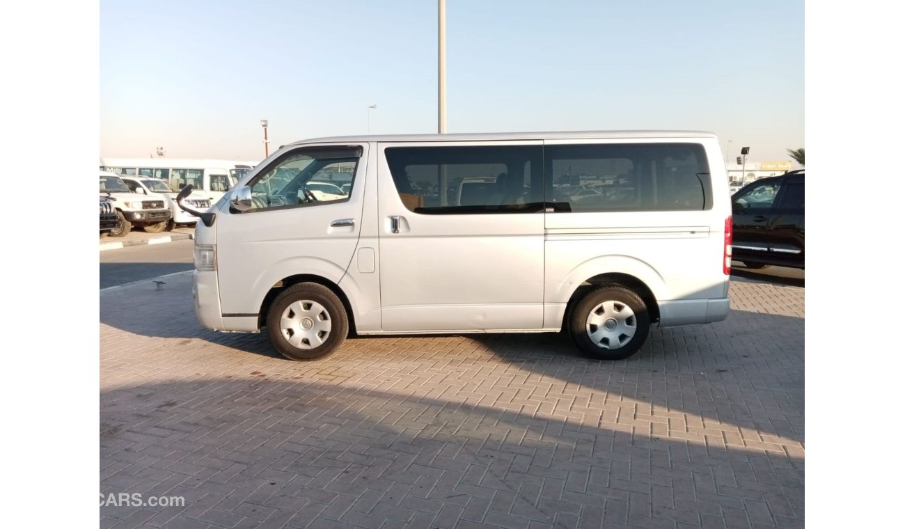 تويوتا هاياس TOYOTQA HIACE RIGHT HAND DRIVE (PM1069)