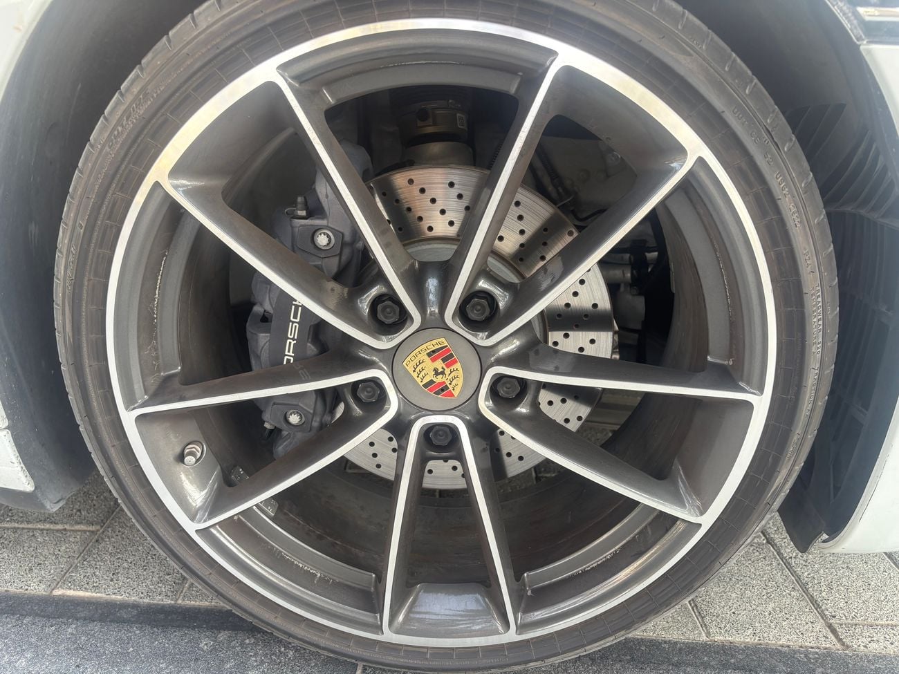 بورش 911 CARRERA 4