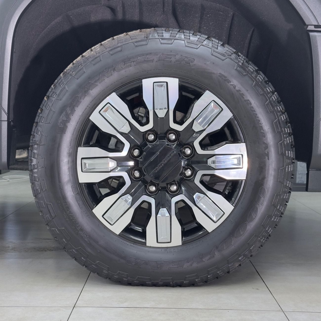 GMC Sierra Denali 6.6L Diesel