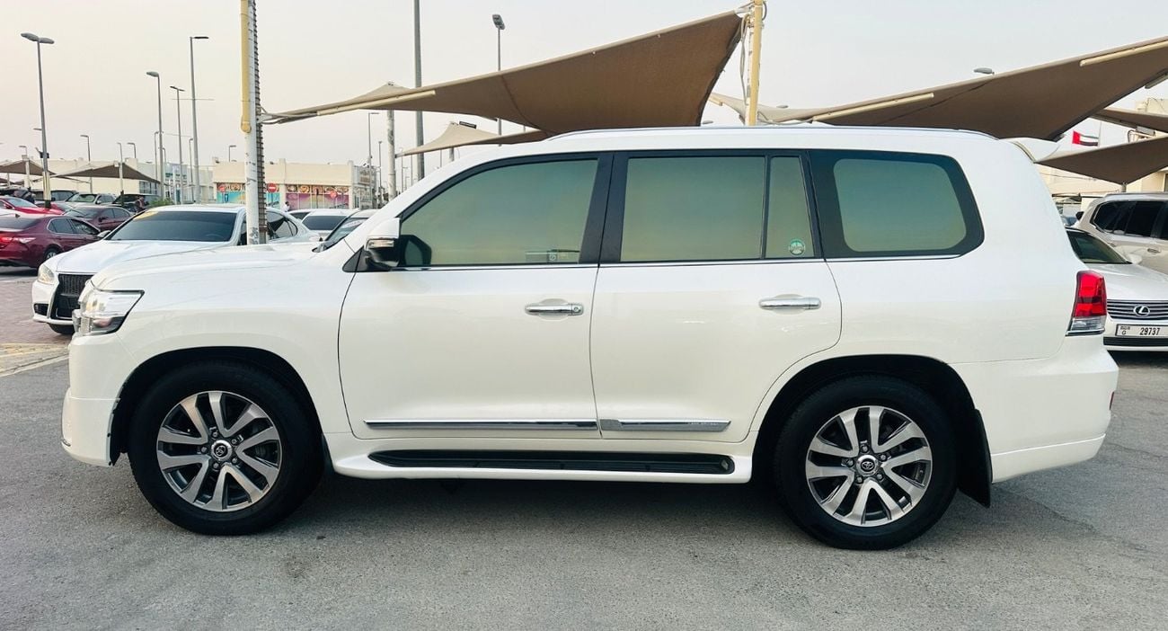Toyota Land Cruiser VXR