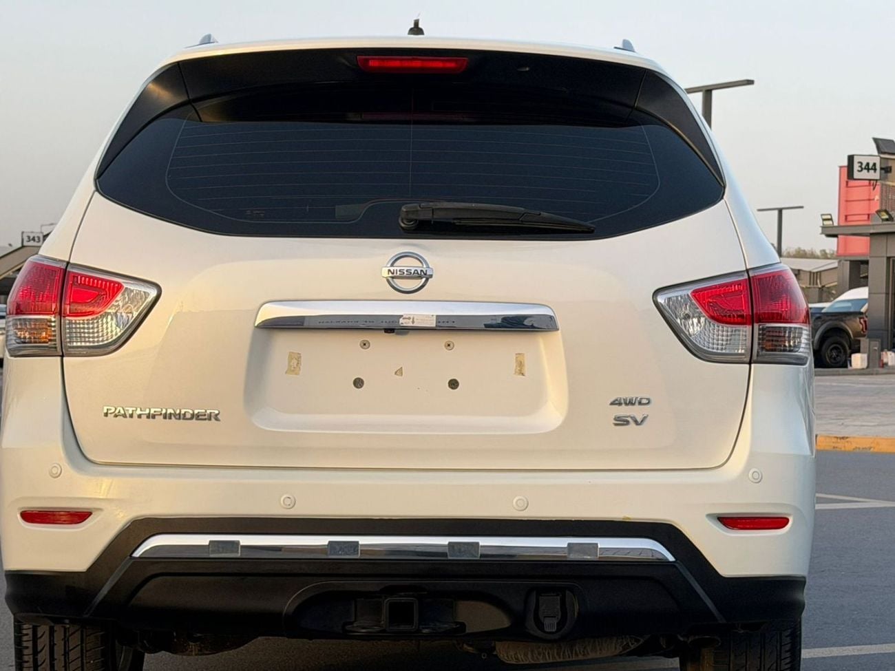 Nissan Pathfinder GCC spec, full options, panoramic sunroof