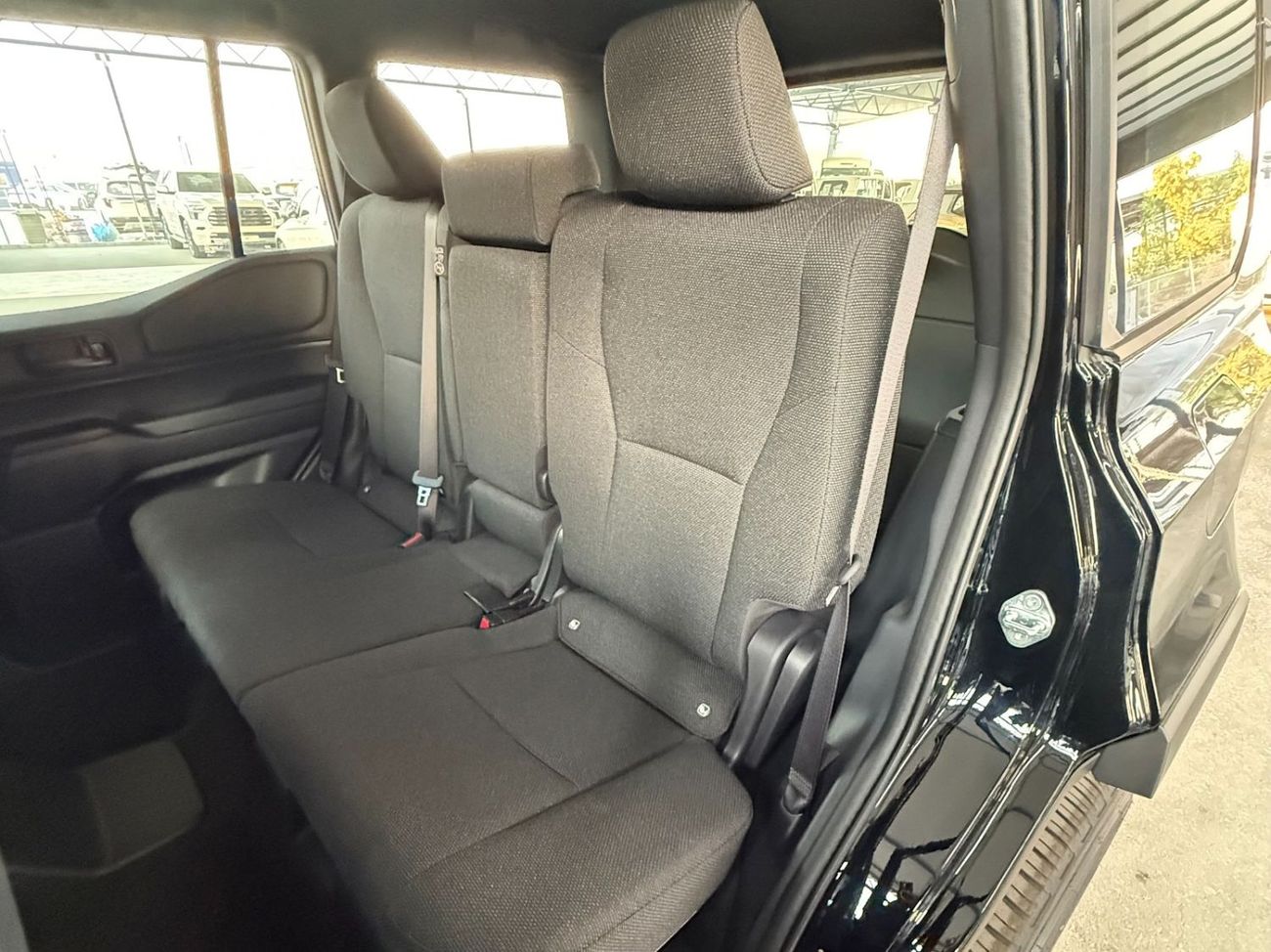Toyota Prado 2026 PRADO 2.4 TURBO SUNROOF BLACK INTERIOR