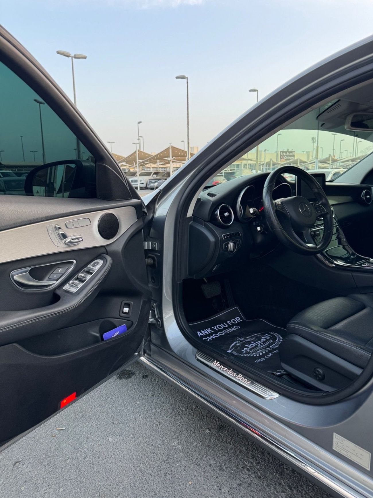 مرسيدس بنز C 200