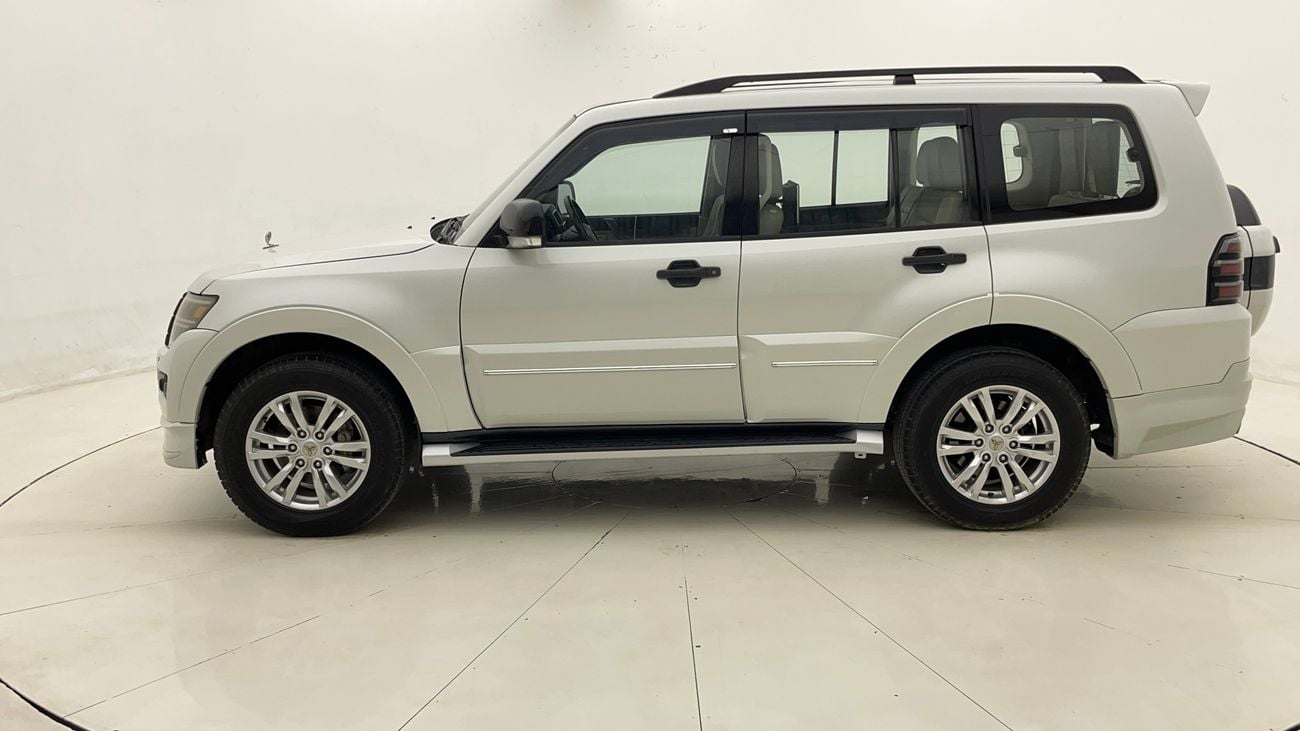 ميتسوبيشي باجيرو GLS HIGHLINE 3.8 | بدون دفعة مقدمة | اختبار القيادة في المنزل