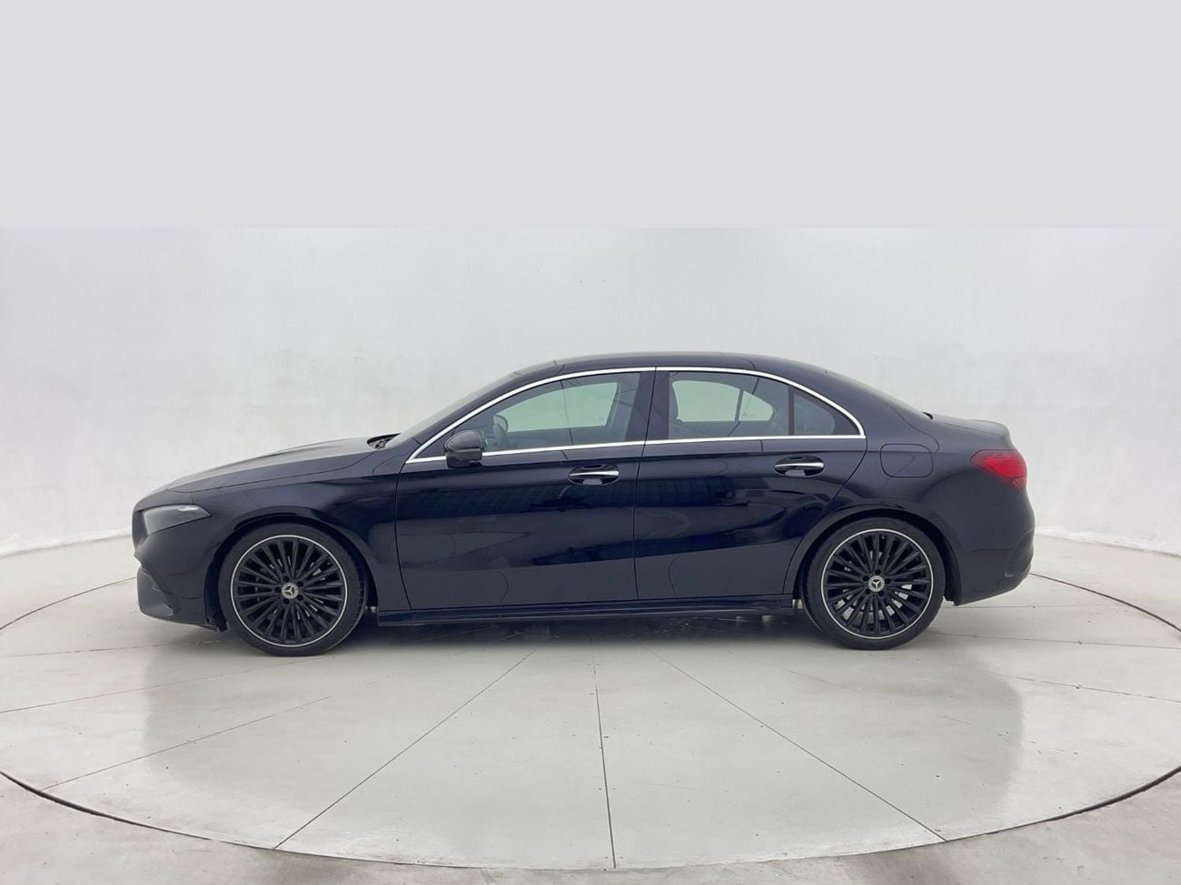 Mercedes-Benz A 200 MERCEDES-BENZ A 200 1.4L 2024 | 0 DP | 1900/Month | 30 Day Return | Service History