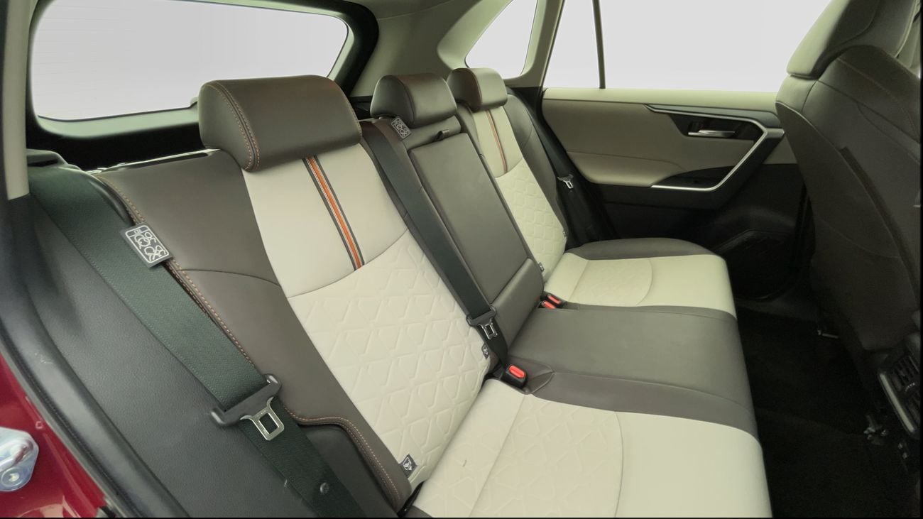 تويوتا راف ٤ ADVENTURE 2.5 | بدون دفعة مقدمة | اختبار القيادة في المنزل