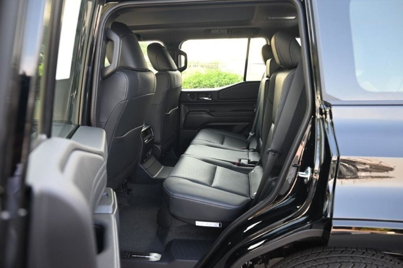 تويوتا برادو VXL 2.4L TURBO PETROL AT