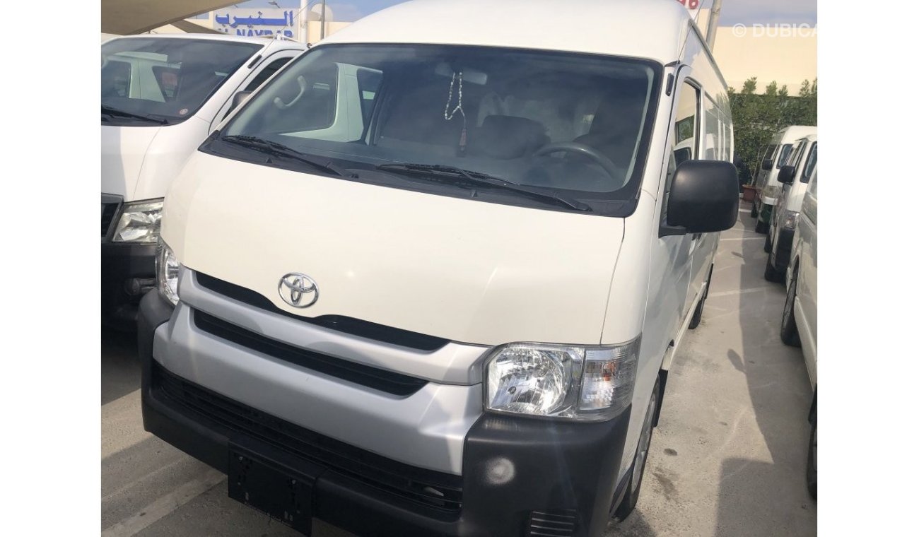 Toyota Hiace Toyota Hiace Highroof Van 2017. Excellent condition