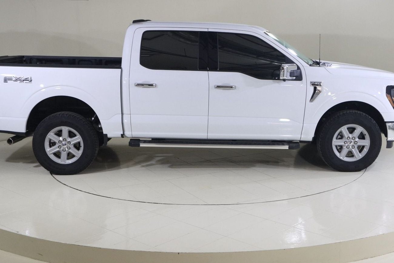 Ford F-150 XLT CREW CAB /F1-1325S/AL TAYER MOTOROS/ AL QOUZ SHOWROOM