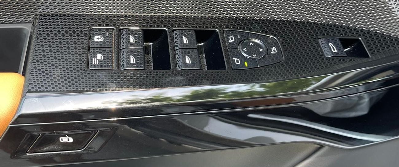 BMW 735i Under Warranty & Service 2026 GCC