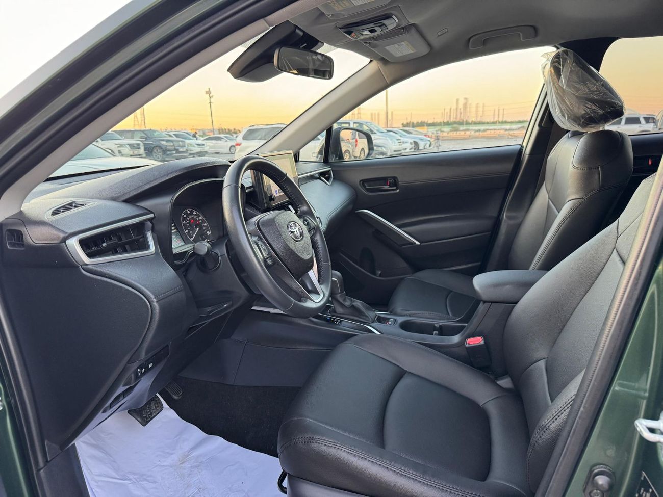 تويوتا كورولا كروس Toyota Corolla Cross 2023