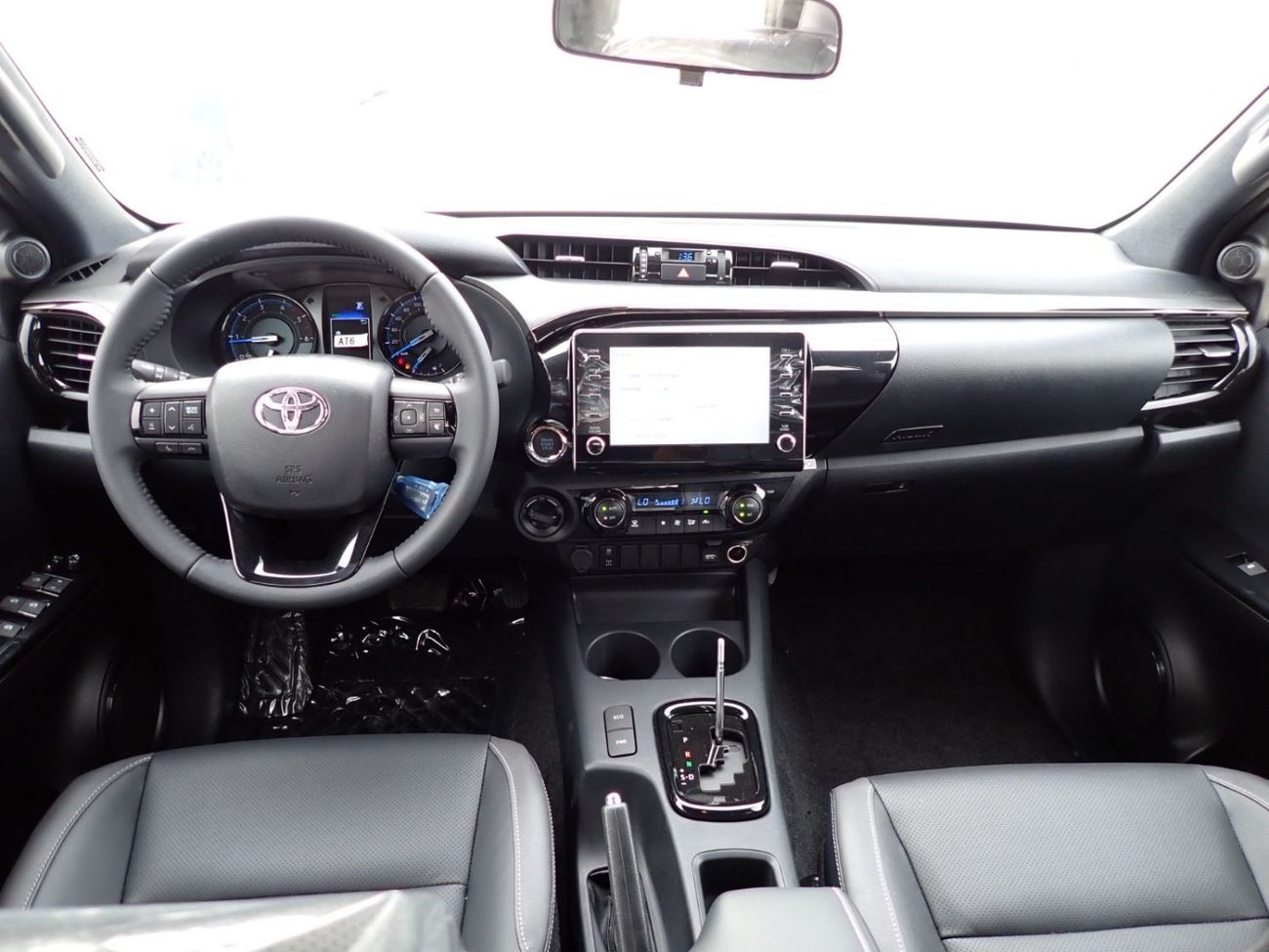 تويوتا هيلوكس 2025 Toyota Hilux Adventure Double Cab Pickup 2.8L 4-Cyl Turbo Diesel A/T 4x4 Only for Africa