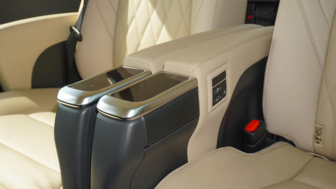 تويوتا جرافينا PREMIUM   3.5L V6