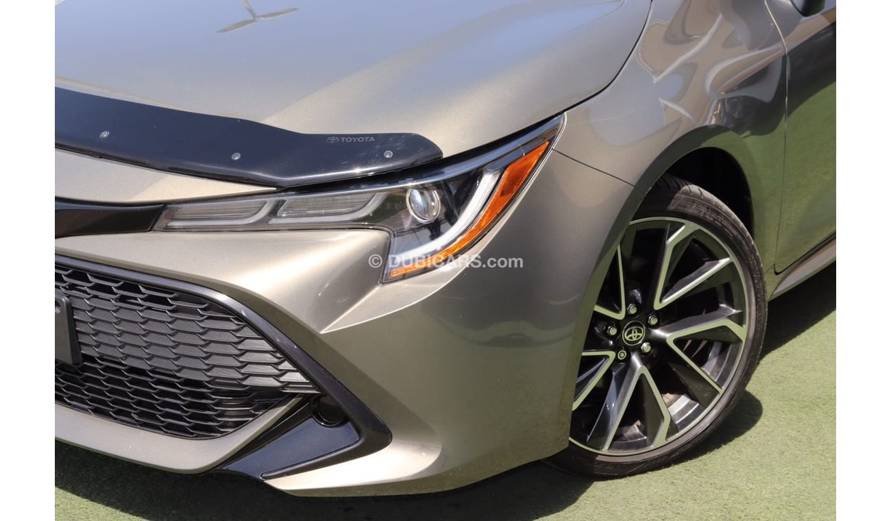 Toyota Corolla Toyota Corolla Hatchback SE / 2019 / Canadian / Low mileage