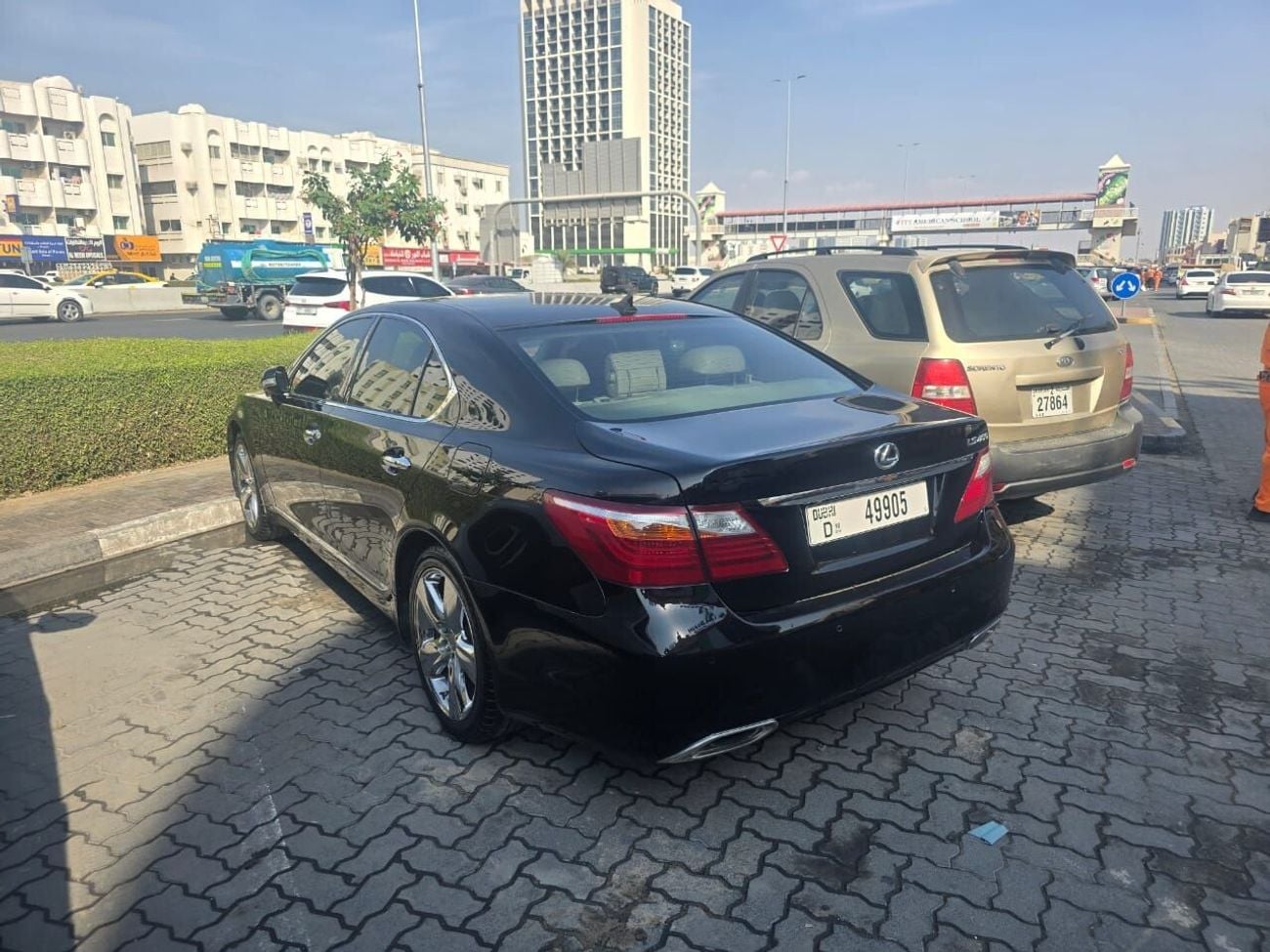 لكزس LS 460 PREMIER LWB