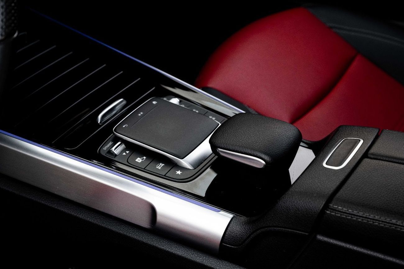 Mercedes-Benz GLB 250 250 AMG | 2,937 P.M | 0% Downpayment | 7 Seats | Agency Warranty!