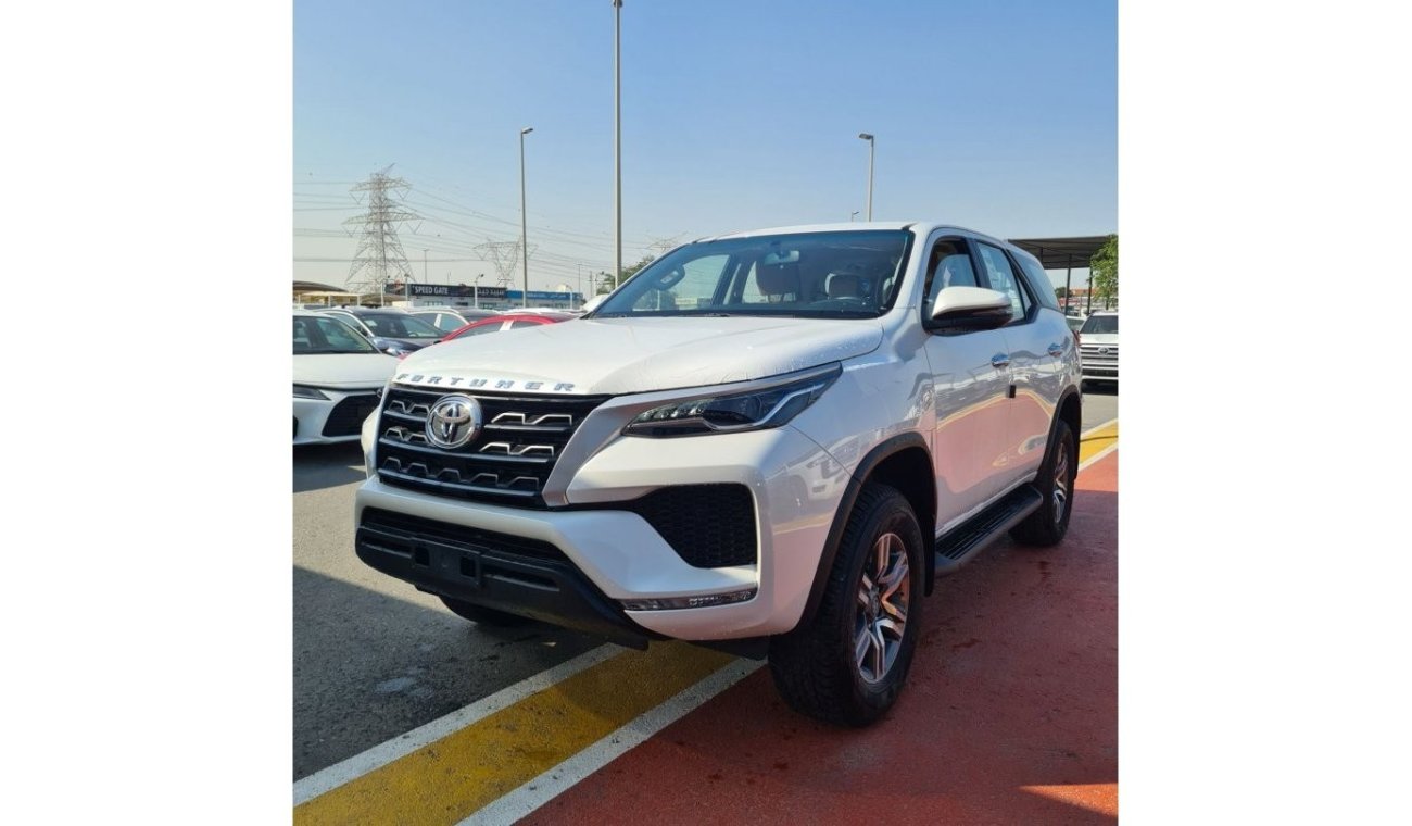 Toyota Fortuner TOYOTA FORTUNER 2.4L DIESEL WHITE 2023 | EXPORT ONLY |