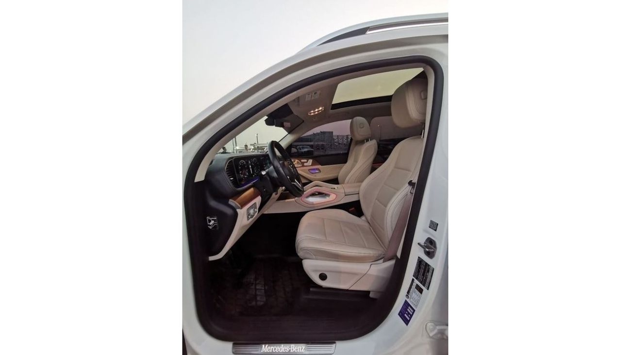 مرسيدس بنز GLS 450 Mercedes Benz GLS450  ( Maybach KIT ) - 2022 - Pearl White /Gold