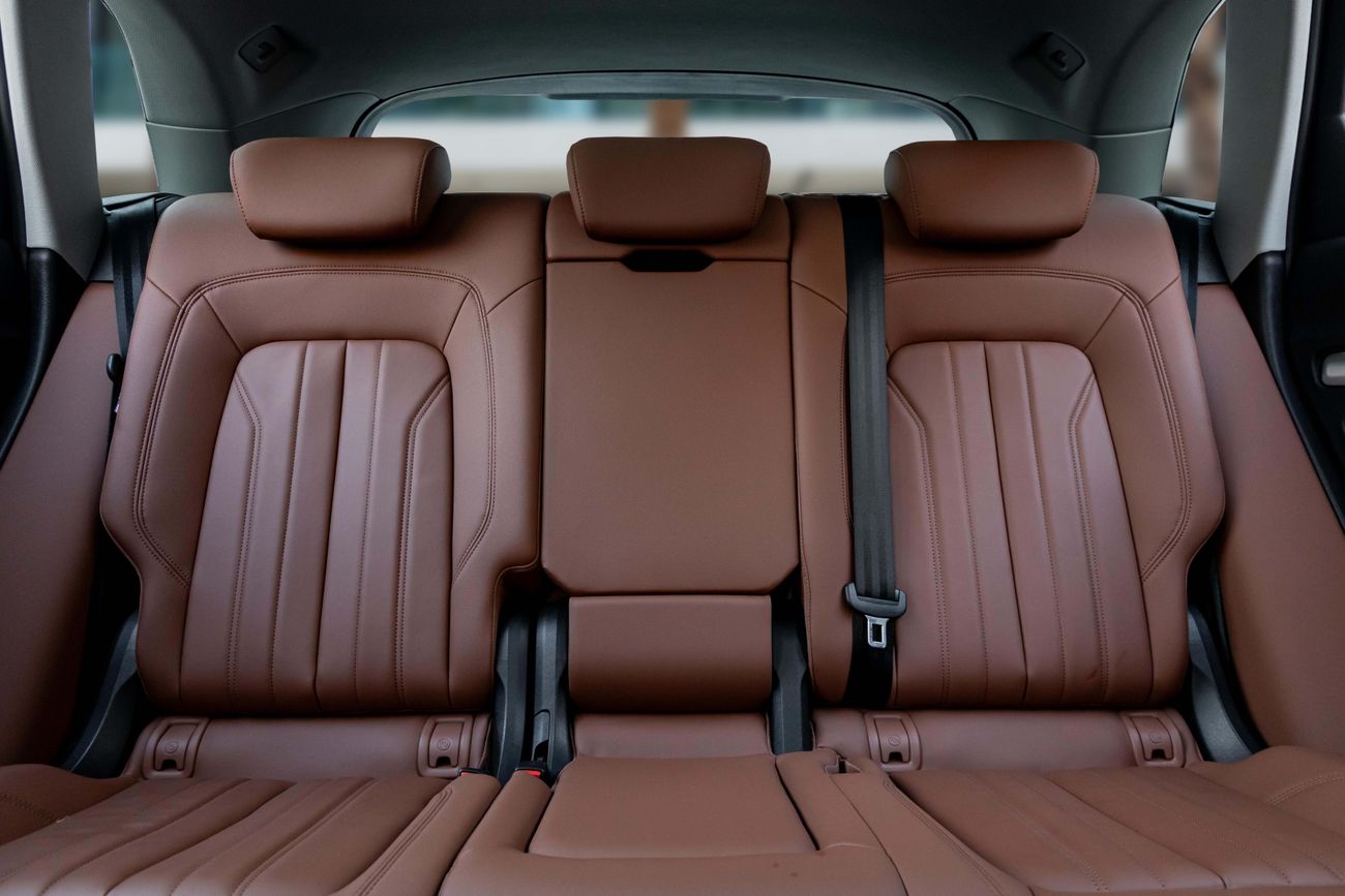 أودي Q5 Q5 S-Line | 3,330 P.M | 0% Downpayment | Audi Q5 S-line | Audi Warranty! | Ramadan Offer!