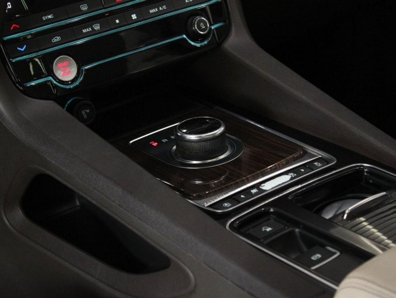 Jaguar F Pace Prestige