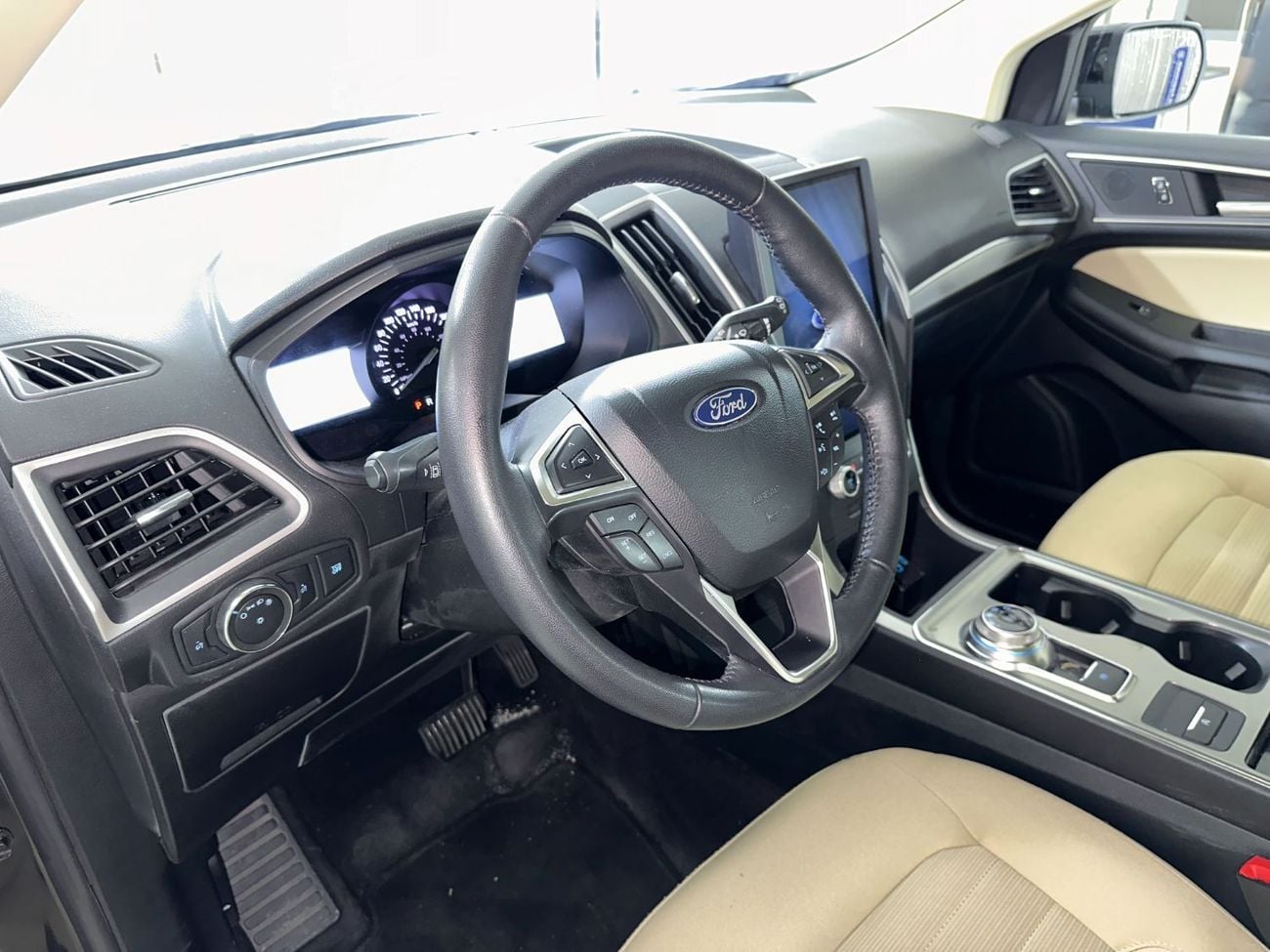 Ford Edge SEL /AL TAYER MOTORS AL QOUZ SHOWROOM /SEL122