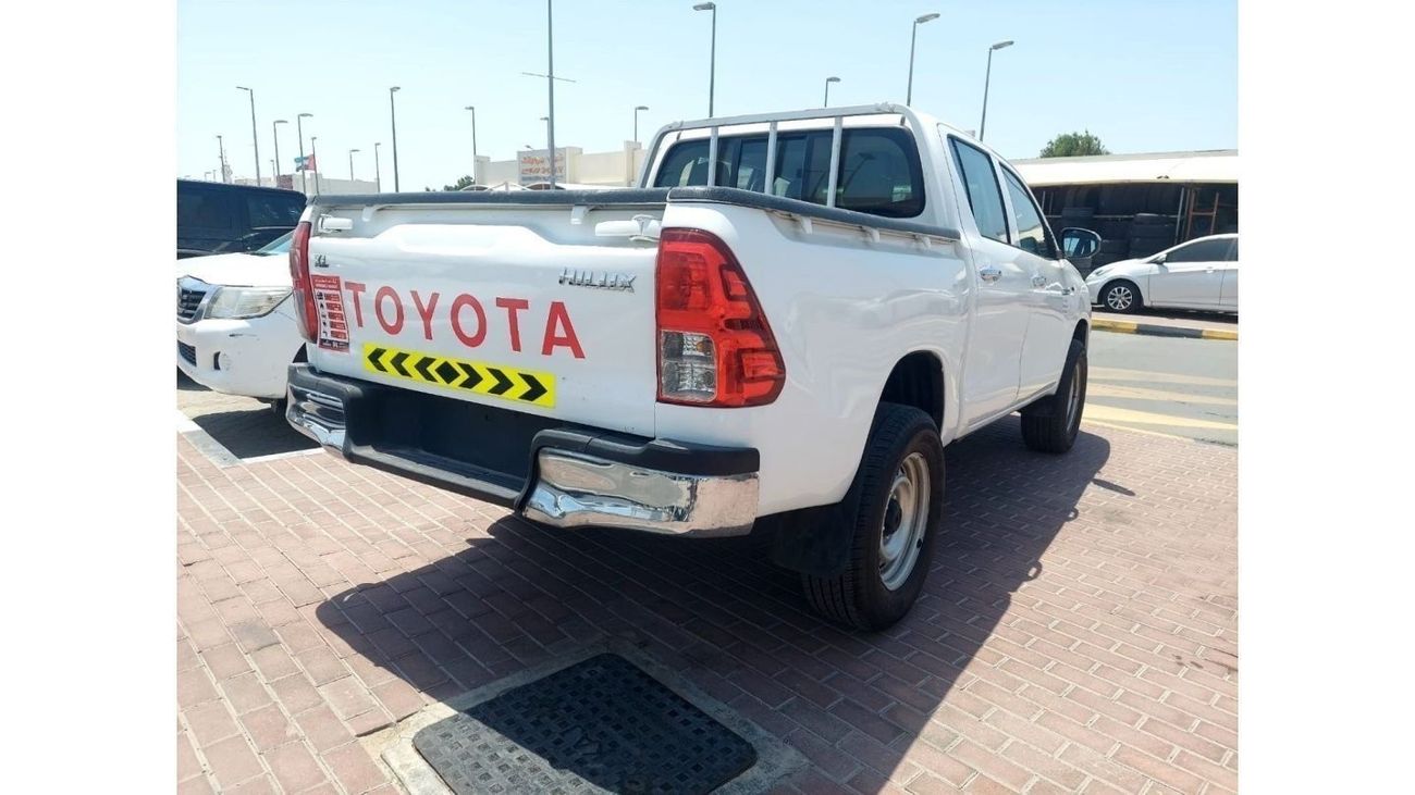 Toyota Hilux DC 4WD 2.4L DIESEL MANUAL TRANSMISSION