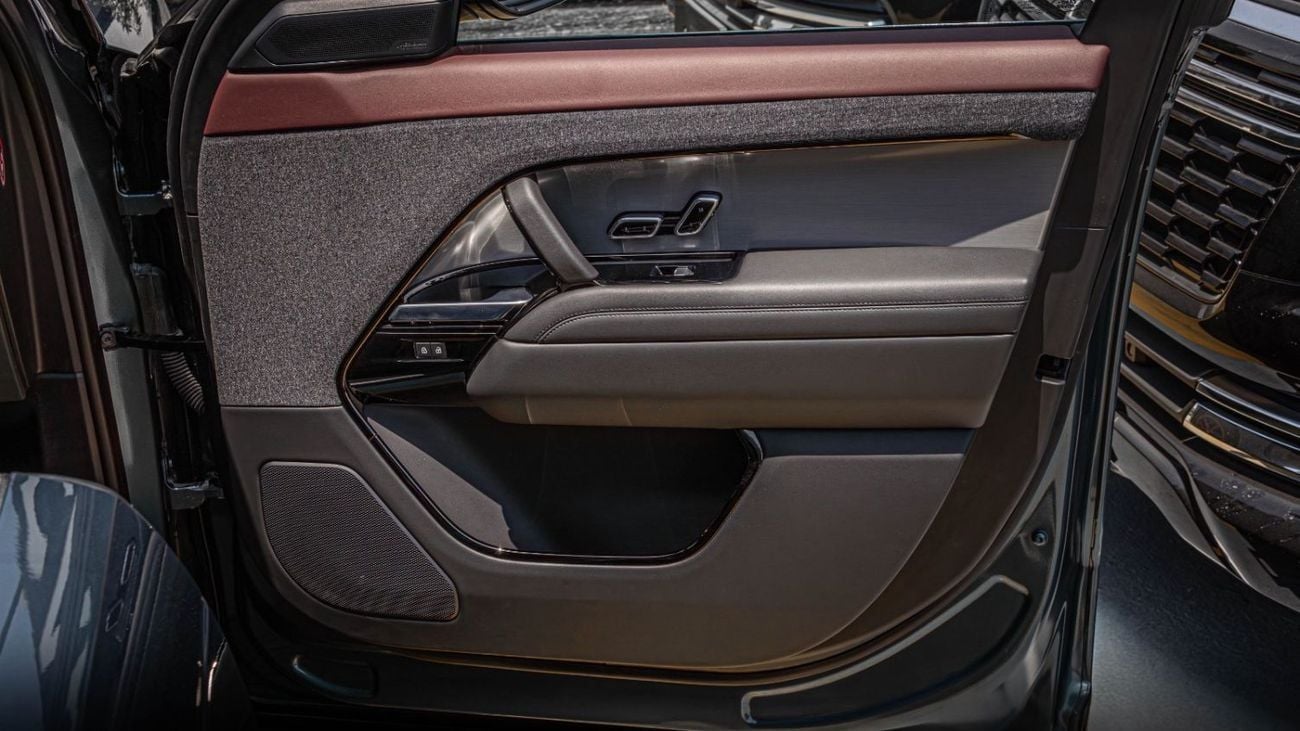 Land Rover Range Rover Sport HSE DYNAMIC 2023 Range Rover Sport | 3.0L Mild Hybrid | AWD | European Specs