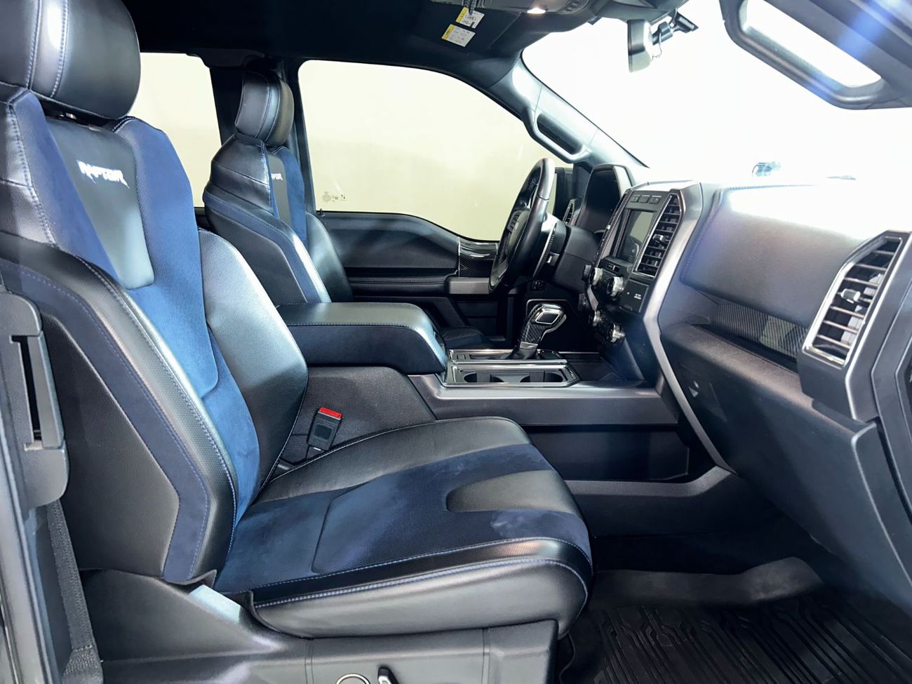 فورد إف-150 رابتور RP1520 F150 RAPTOR S/CAB LUX 3.5L ECOBOOST LTHR