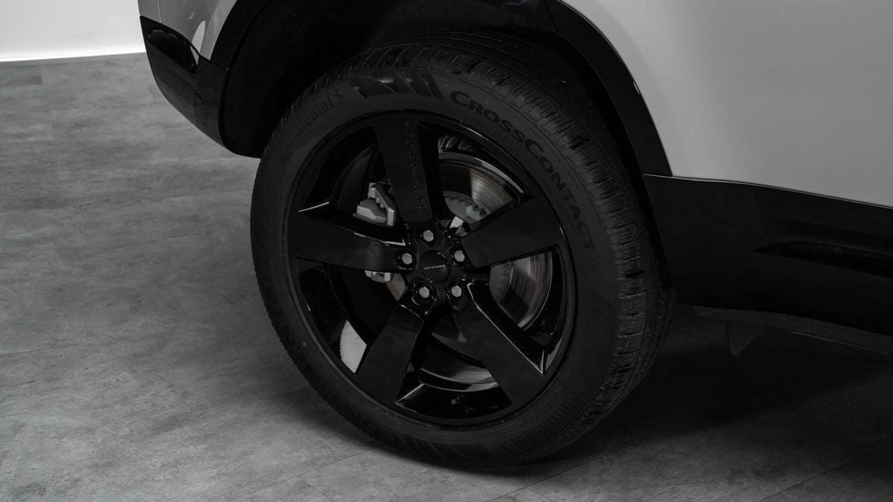 لاند روفر ديفندر X-Dynamic HSE P400e - 2026 - Under Warranty