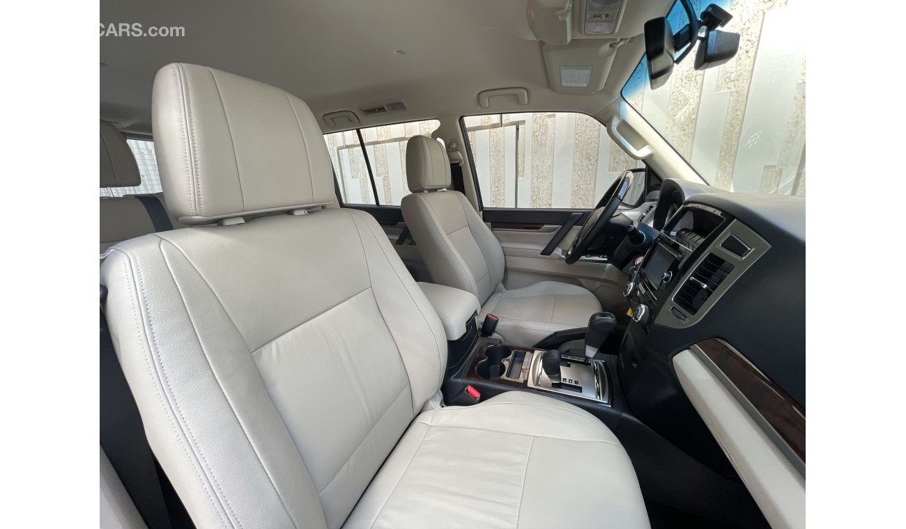 Mitsubishi Pajero 3.5L | HIGHLINE|  GCC | EXCELLENT CONDITION | FREE 2 YEAR WARRANTY | FREE REGISTRATION | 1 YEAR FREE