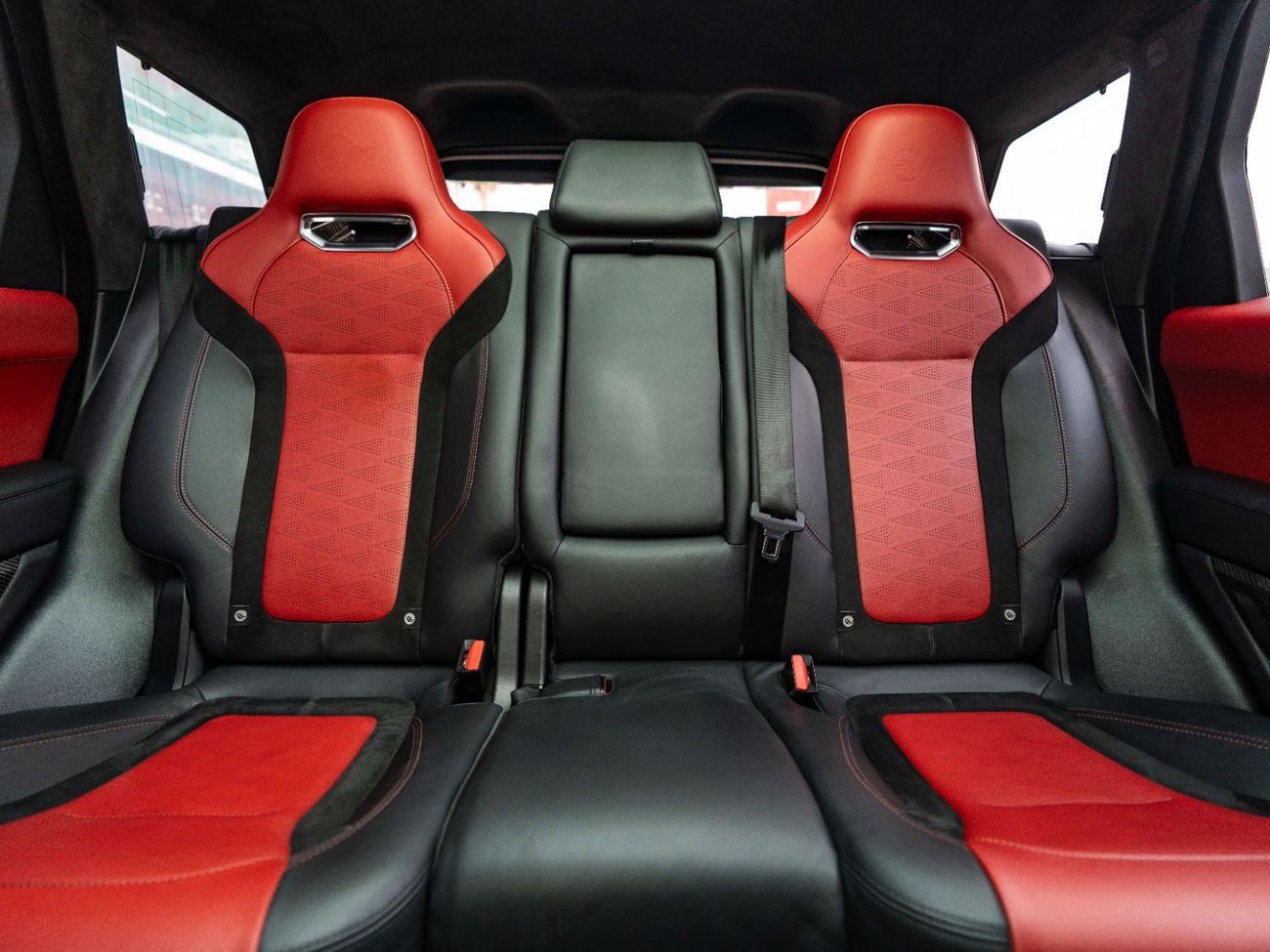 Land Rover Range Rover Sport SVR 5.0L (575 HP) 4WD